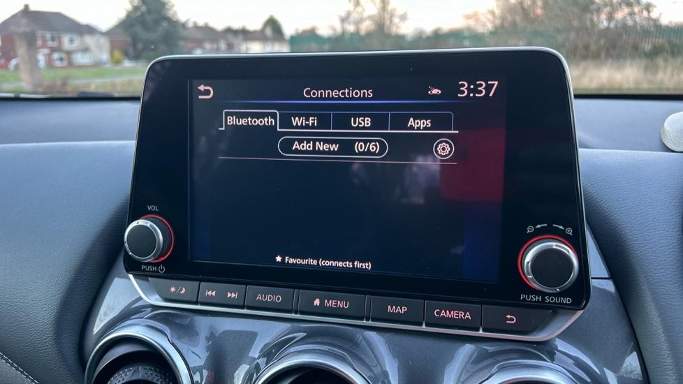 Apple Car Play & Android Auto