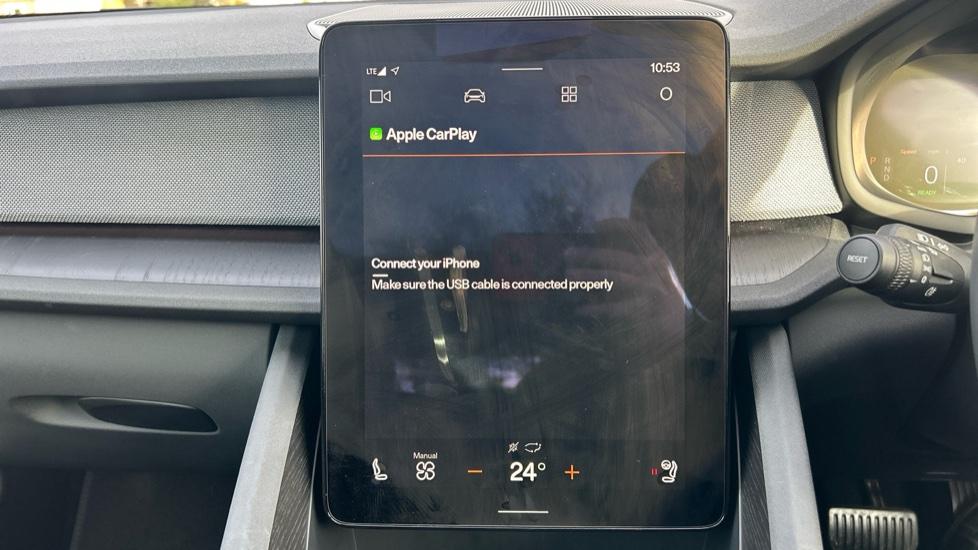 Apple Car Play & Android Auto