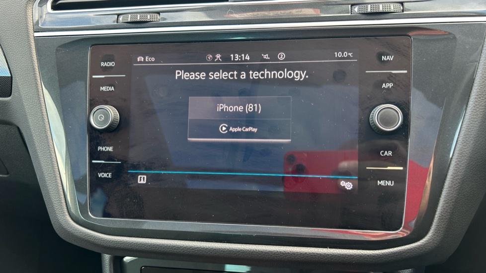 Apple Car Play & Android Auto