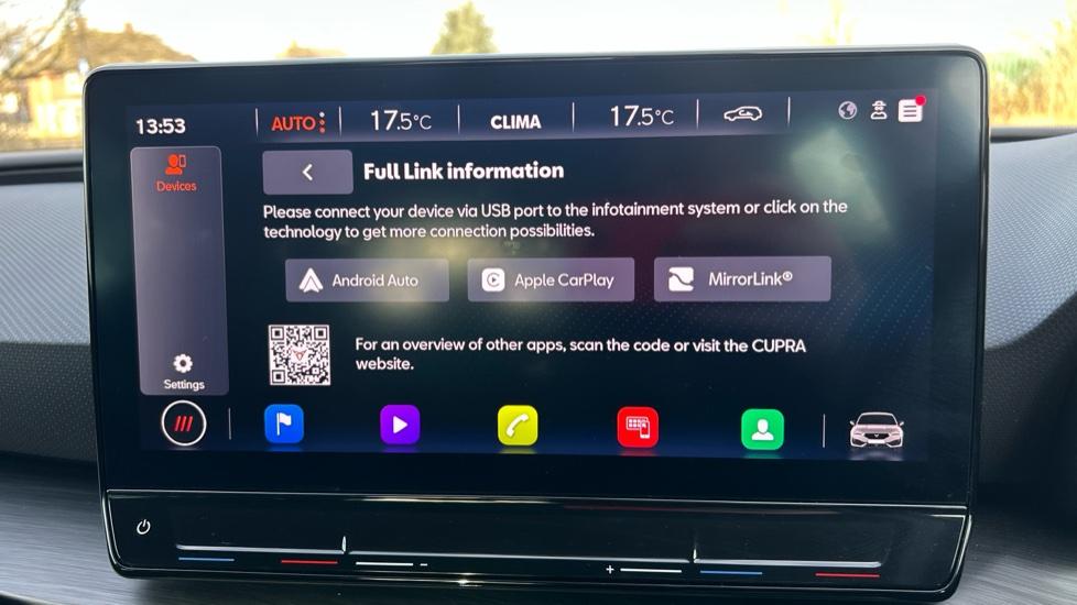 Apple Car Play & Android Auto