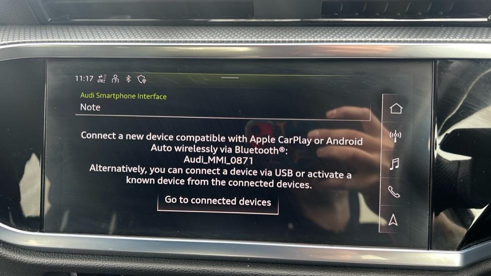 Apple Car Play & Android Auto