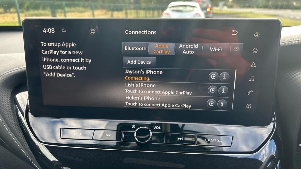 Apple Car Play & Android Auto