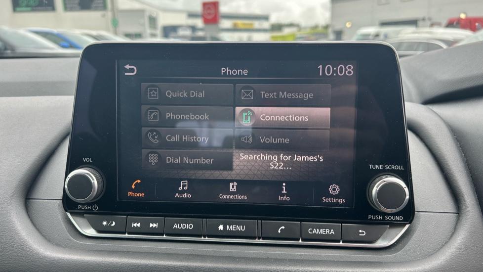 Apple Car Play & Android Auto