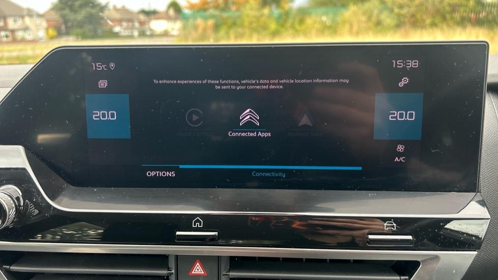 Apple Car Play & Android Auto