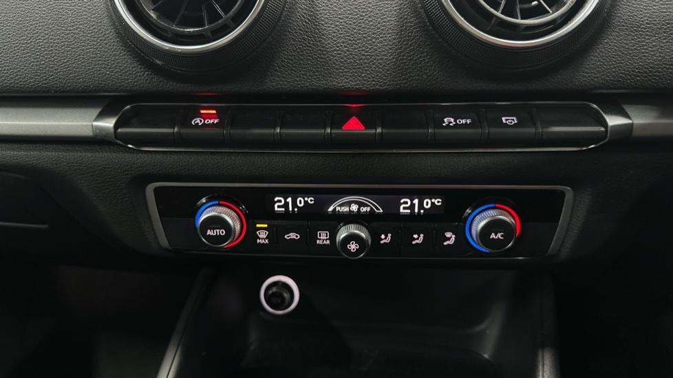 Air Conditioning /Dual Climate Control/Auto Stop Start 