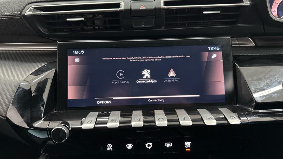 Apple Car Play & Android Auto