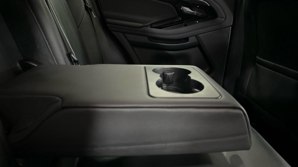 Rear Armrest/ Cup Holder