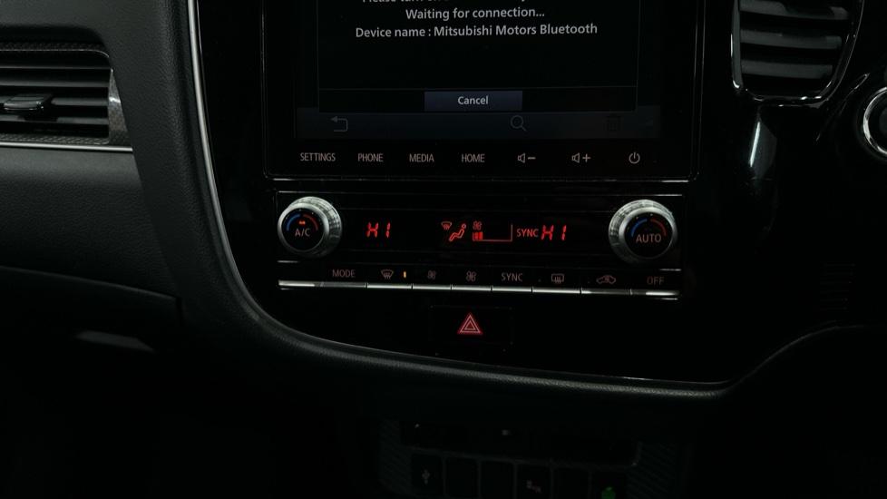 Air Conditioning /Dual Climate Control 