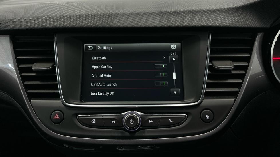 Apple Car Play & Android Auto