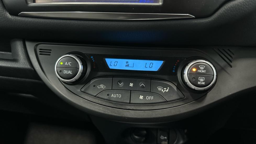 Air Conditioning /Dual Climate Control 