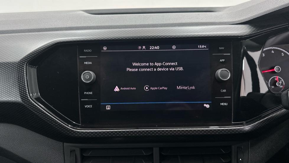 Apple Car Play & Android Auto