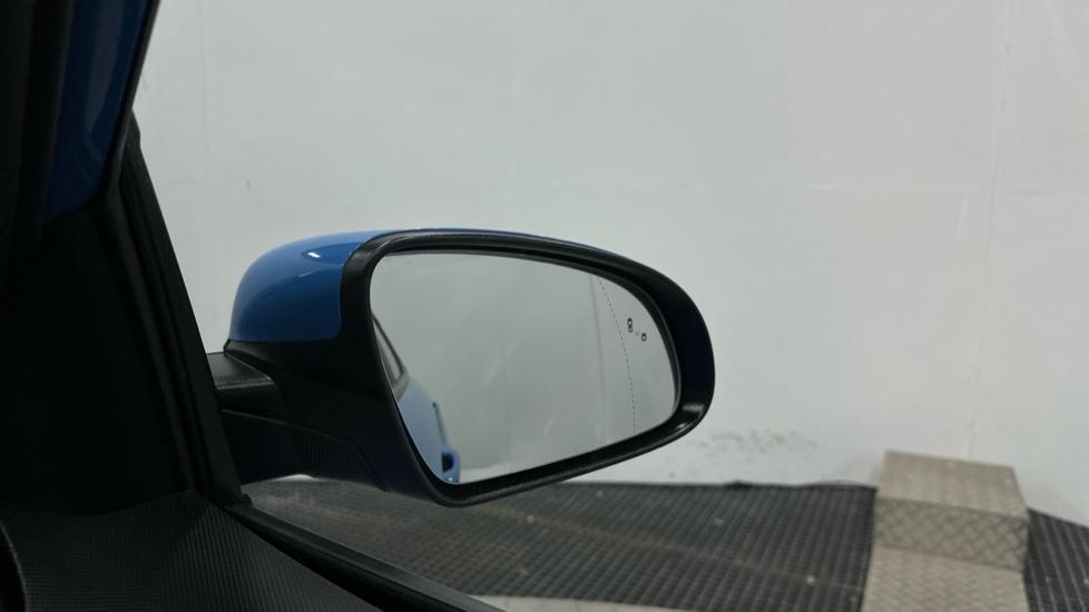 Blind Spot Monitoring System 