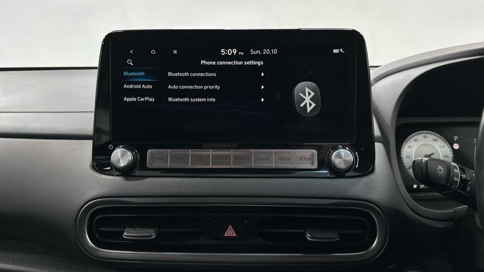 Apple Car Play & Android Auto