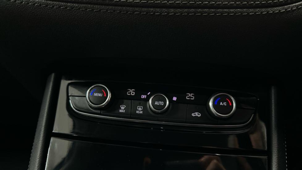 Air Conditioning / Dual Climate Control 