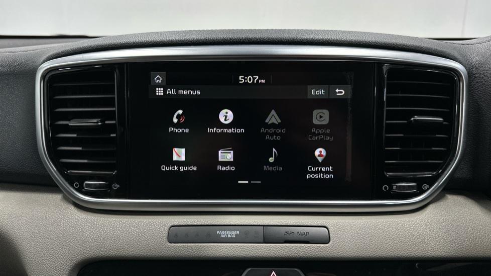 Apple Car Play & Android Auto