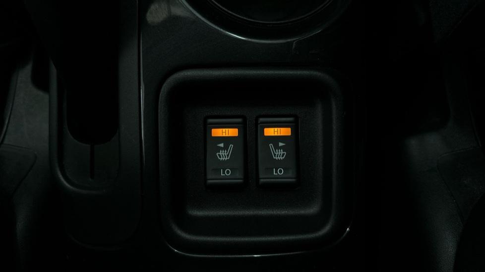 Heated Seats 