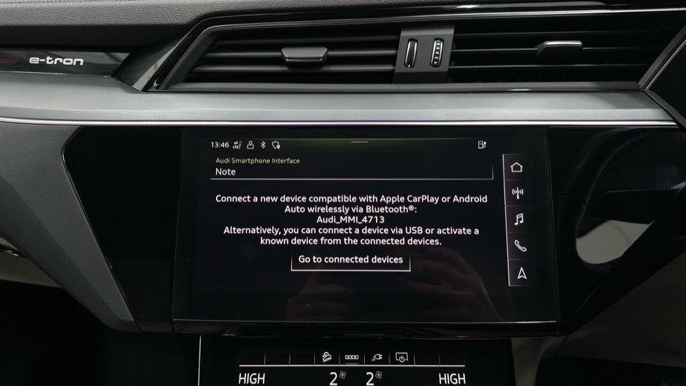 Apple Car Play & Android Auto