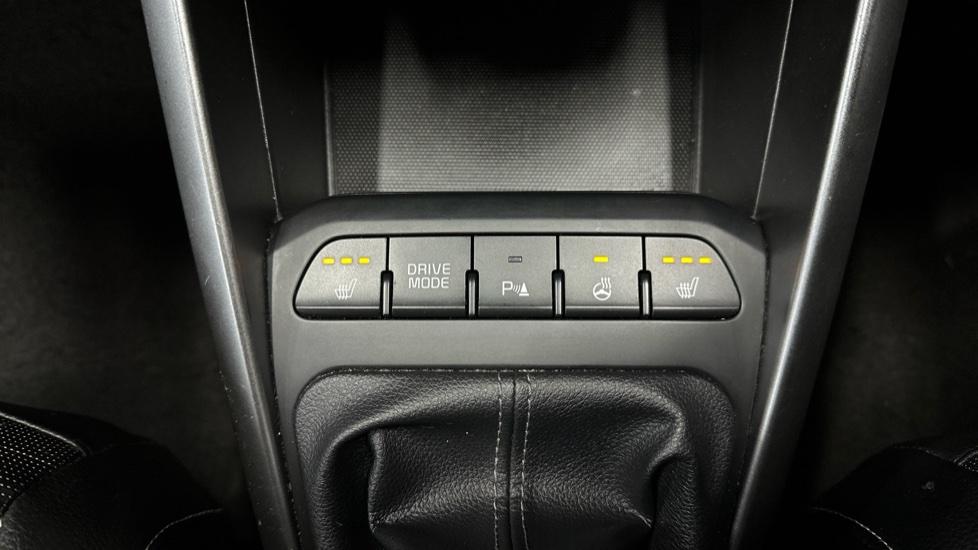 Heated Seats / Heated Steering Wheel 