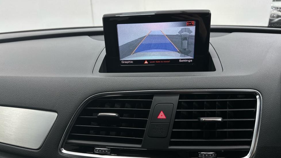 Rear View Camera /Park Pilot 