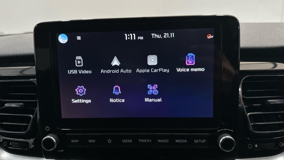 Apple Car Play & Android Auto