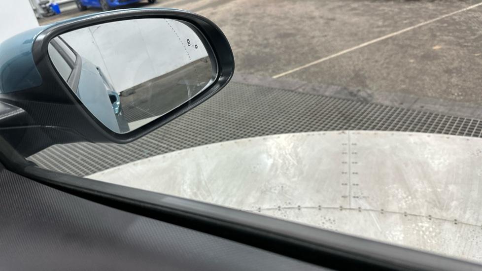 Blind Spot Monitoring System 