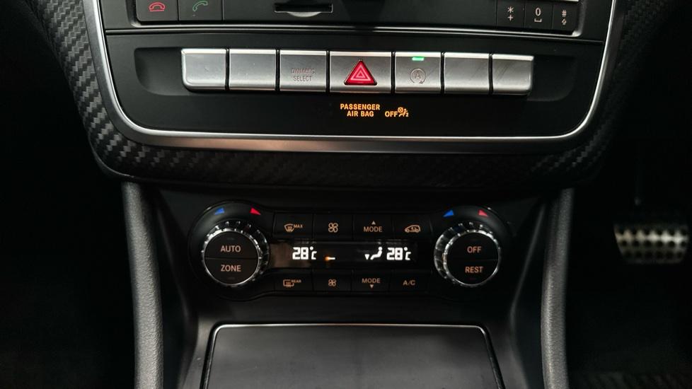 Auto Stop Start /Air Conditioning /Dual Climate Control