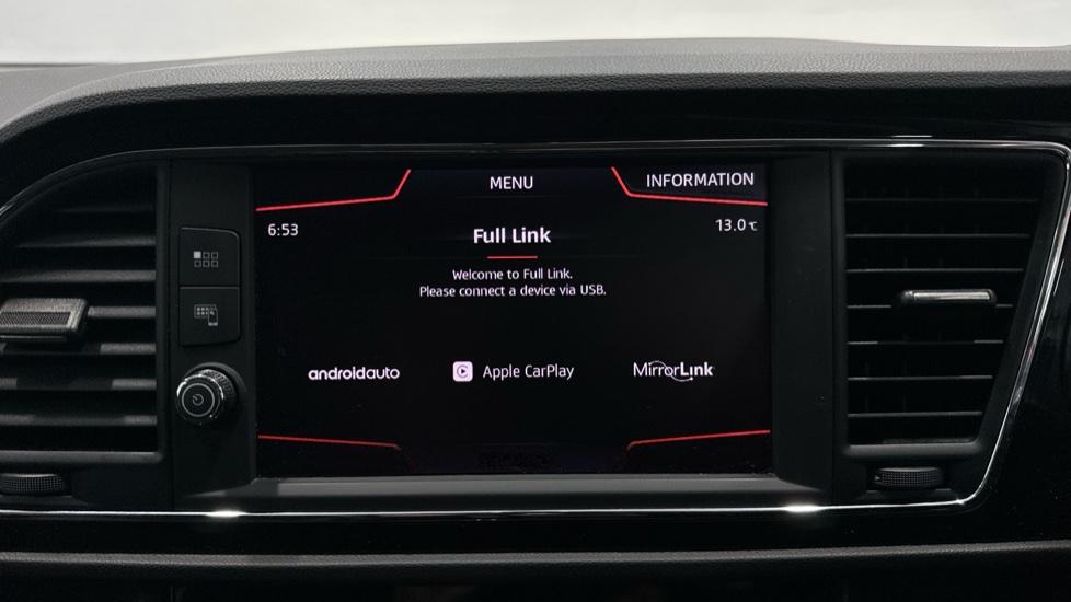 Apple Car Play & Android Auto