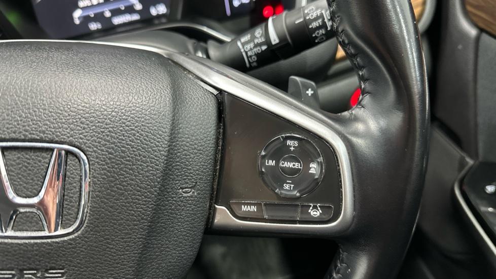 Cruise Control / Speed Limiter /Paddle Shift 