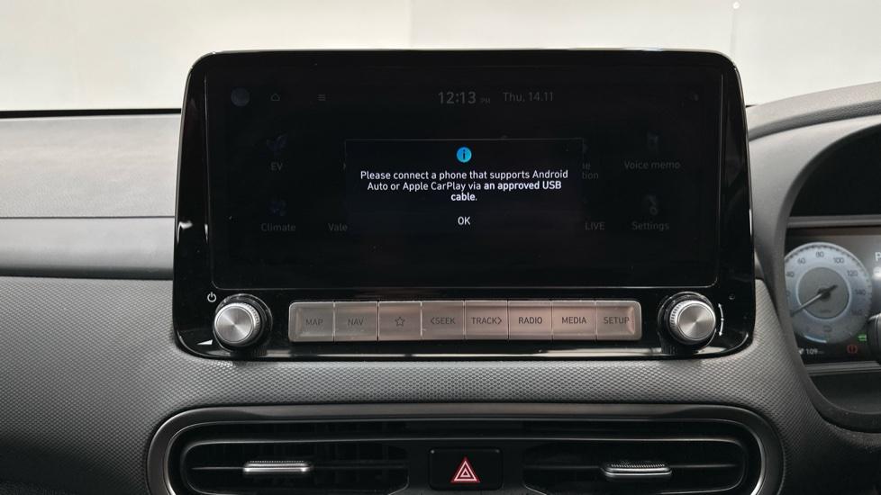 Apple Car Play & Android Auto