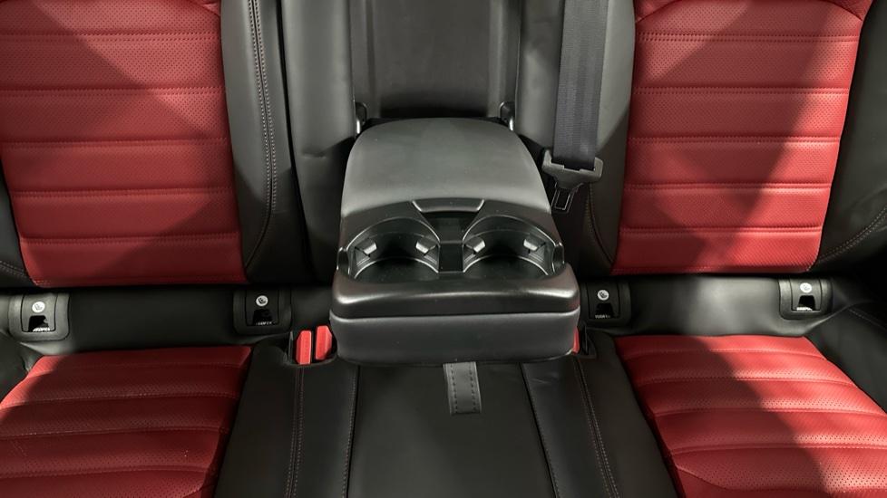 Rear Armrest/ Cup Holder