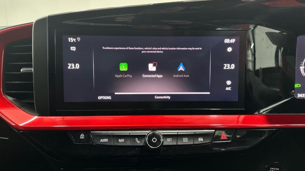 Apple Car Play & Android Auto