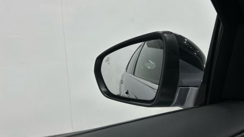 Blind Spot Monitoring System 