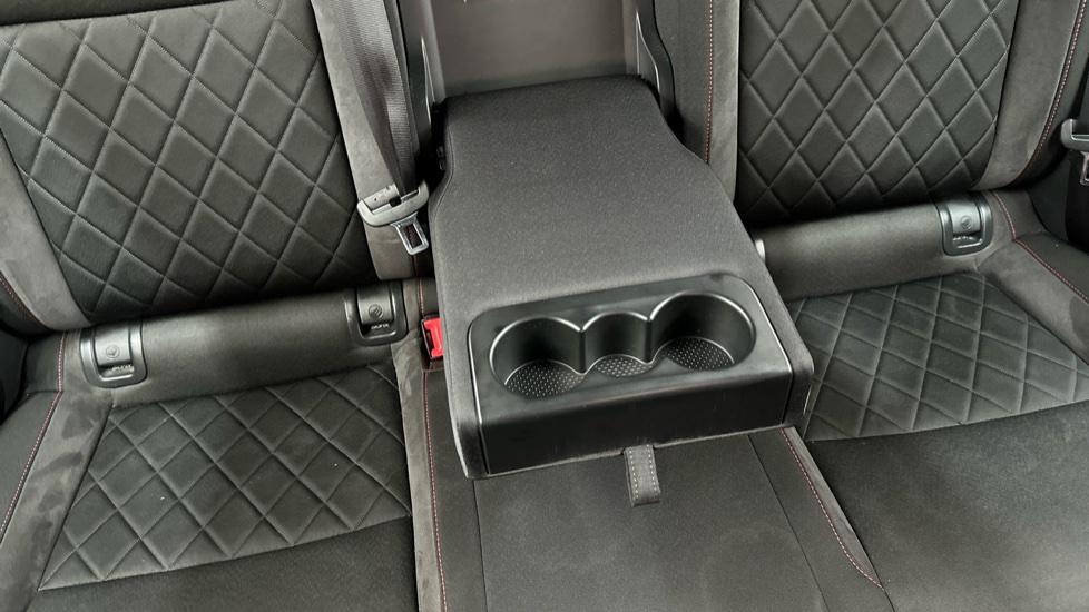 Rear Armrest/ Cup Holder