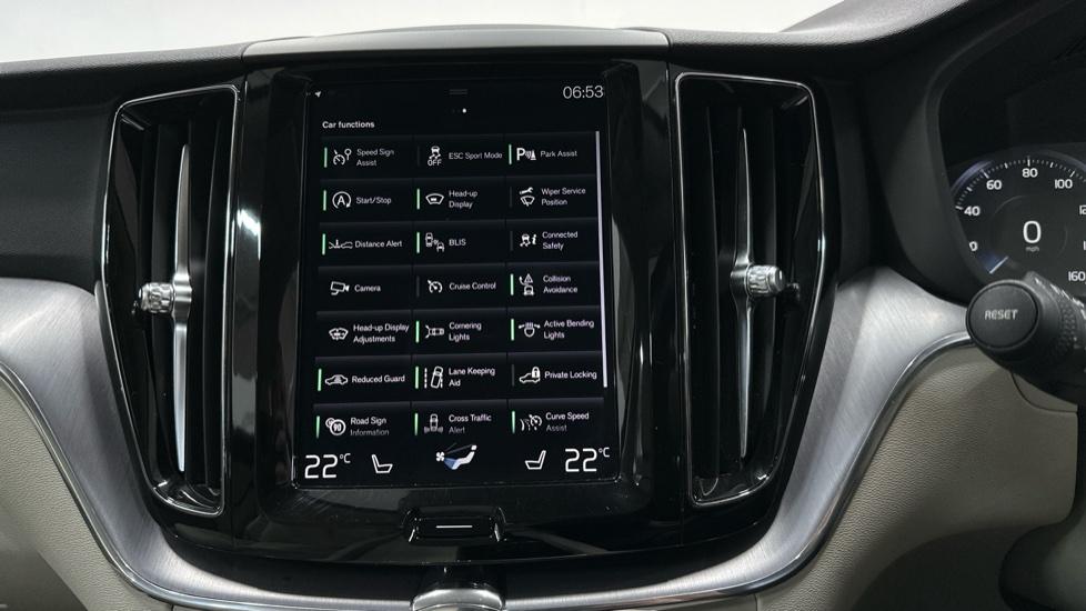 Auto Stop Start  / Blind Spot Monitoring System  / Lane Assist 