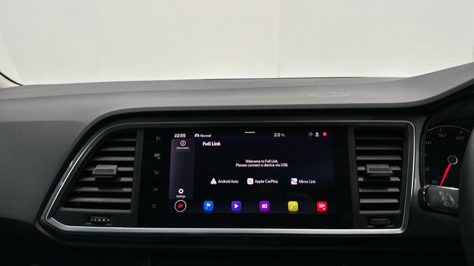 Apple Car Play & Android Auto