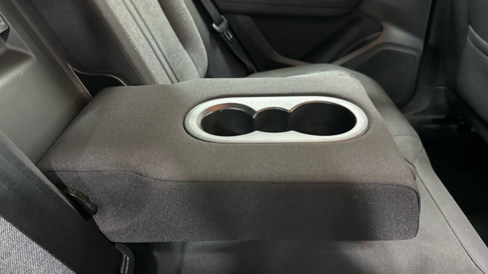 Rear Armrest/ Cup Holder