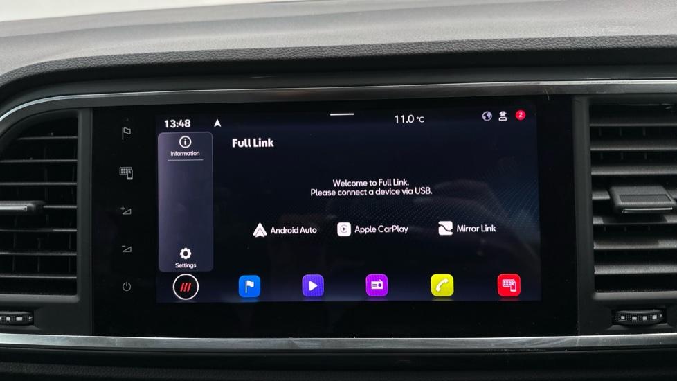 Apple Car Play & Android Auto