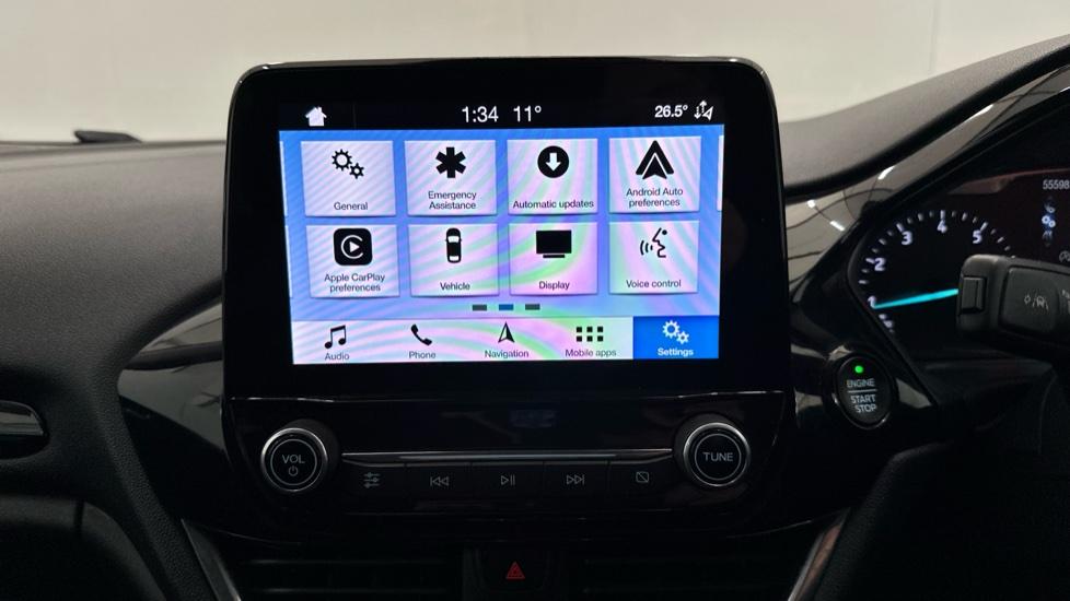 Apple Car Play & Android Auto