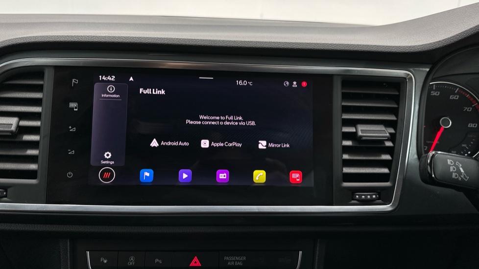 Apple Car Play & Android Auto