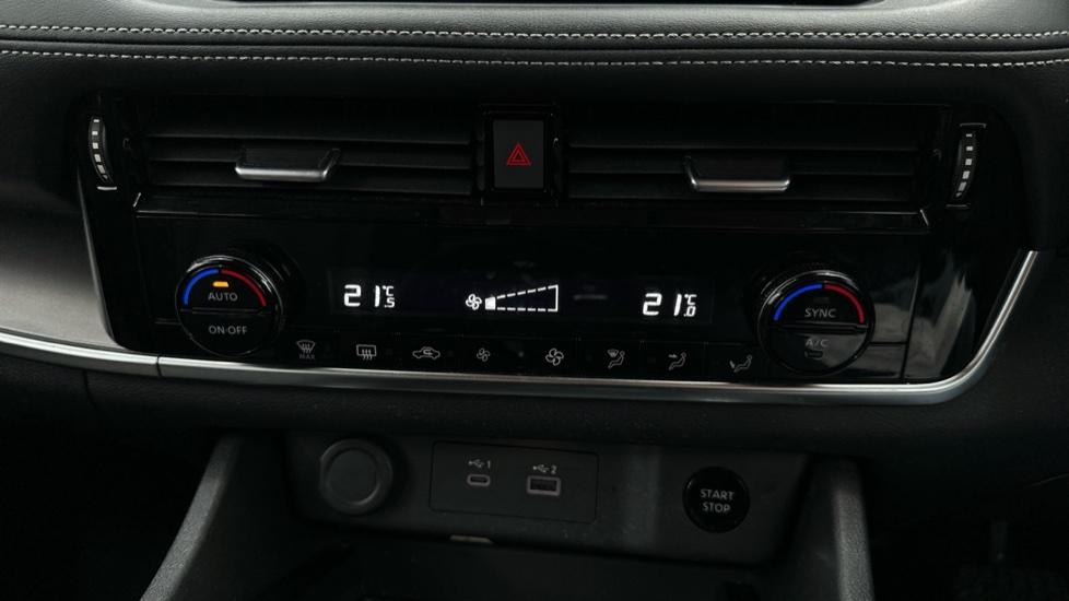 Air Conditioning /Dual Climate Control 