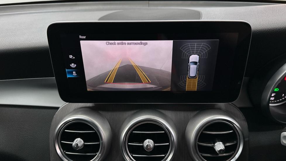 Rear View Camera /Park Pilot 