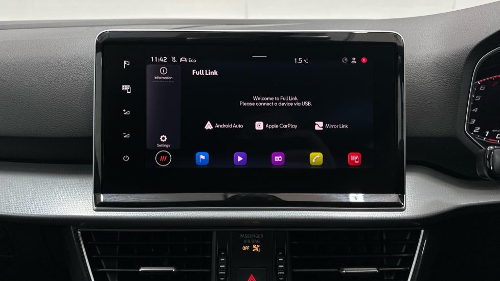 Apple Car Play & Android Auto