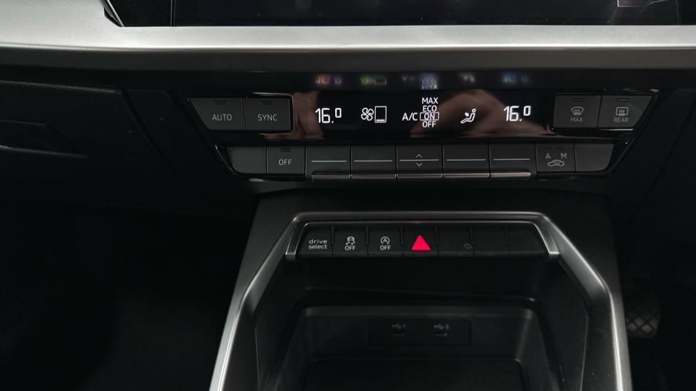 Air Conditioning /Dual Climate Control/Auto Stop Start 