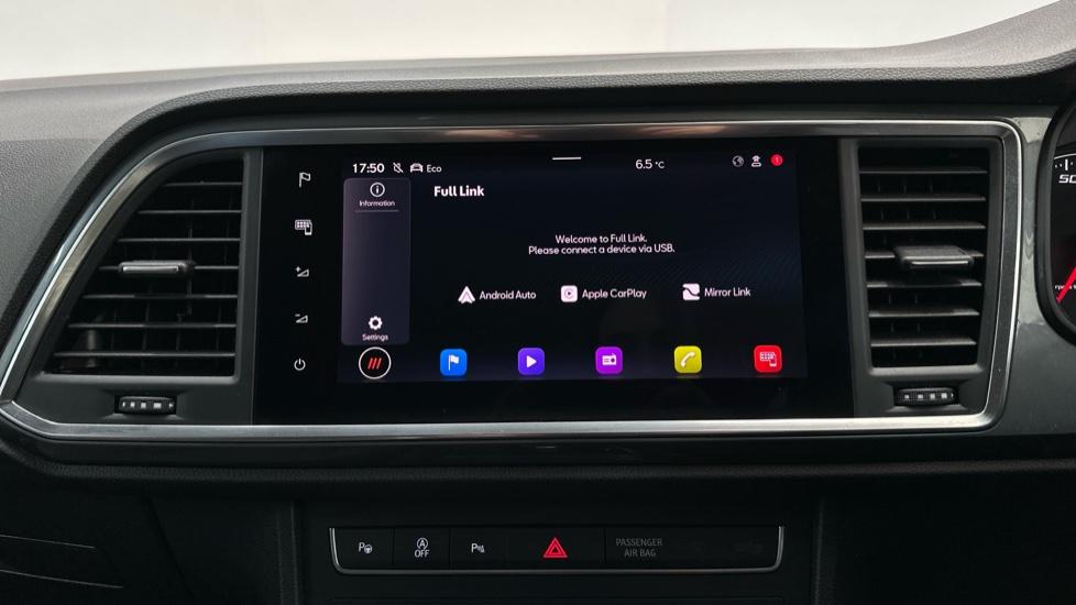 Apple Car Play & Android Auto