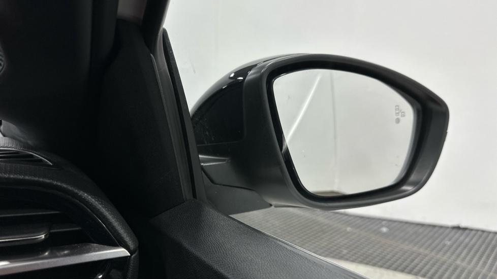 Blind Spot Monitoring System 