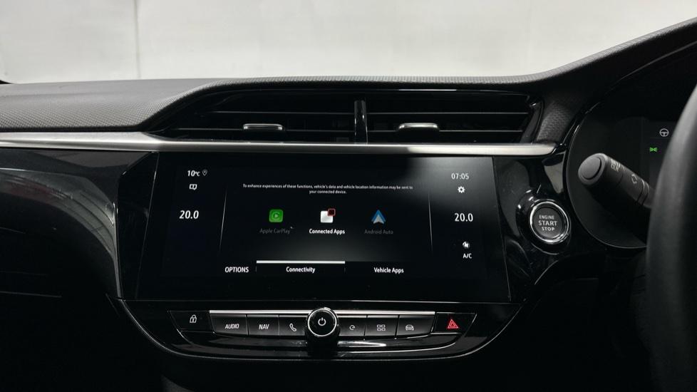 Apple Car Play & Android Auto