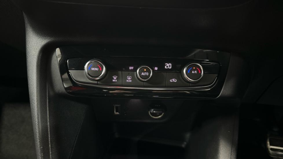 Air Conditioning /Dual Climate Control 