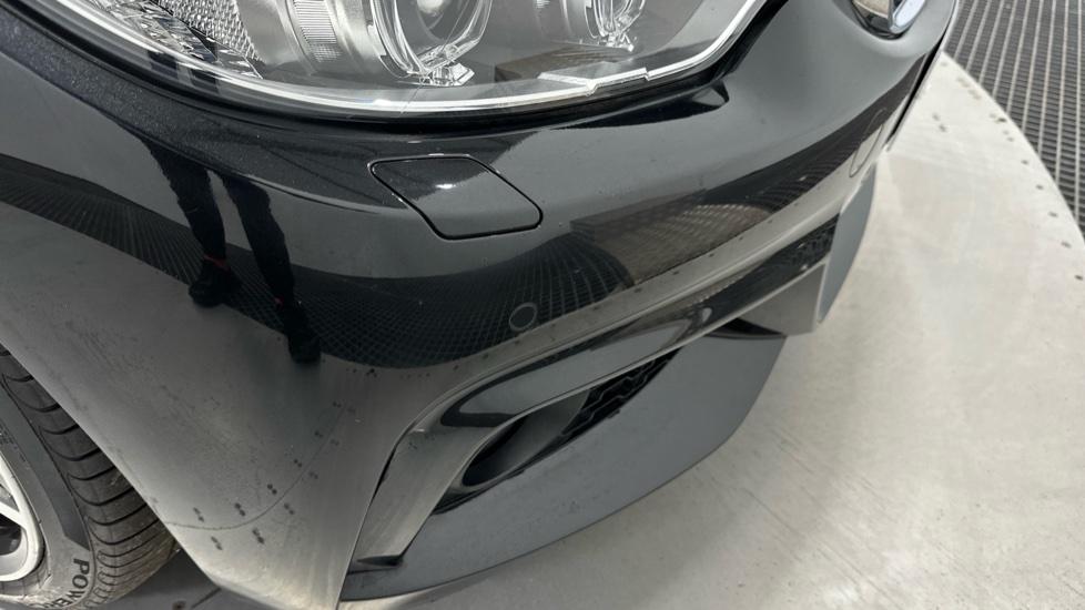 Headlight Washers / Front Parking Sensors 