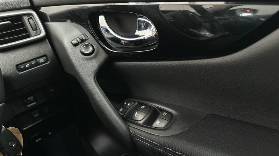 Electric Windows / Wing Mirrors 