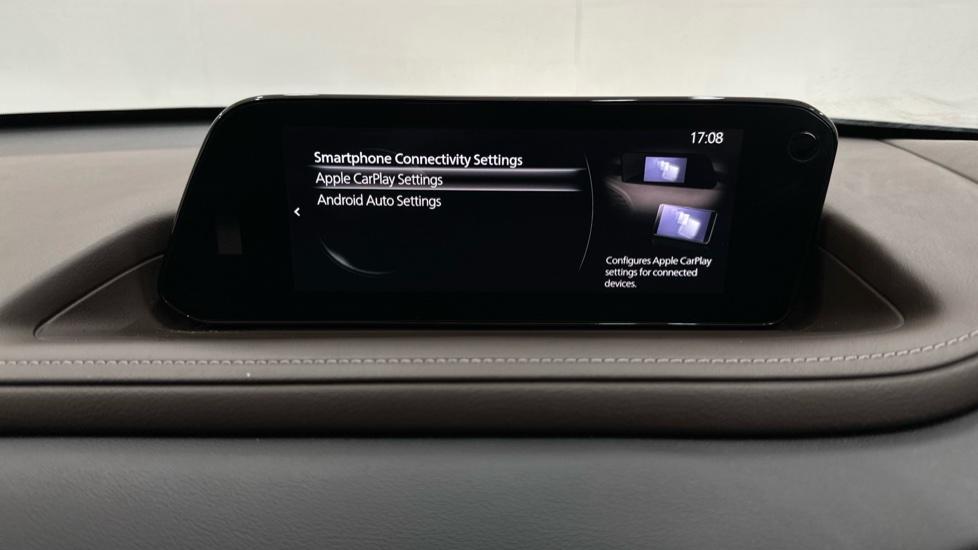 Apple Car Play & Android Auto